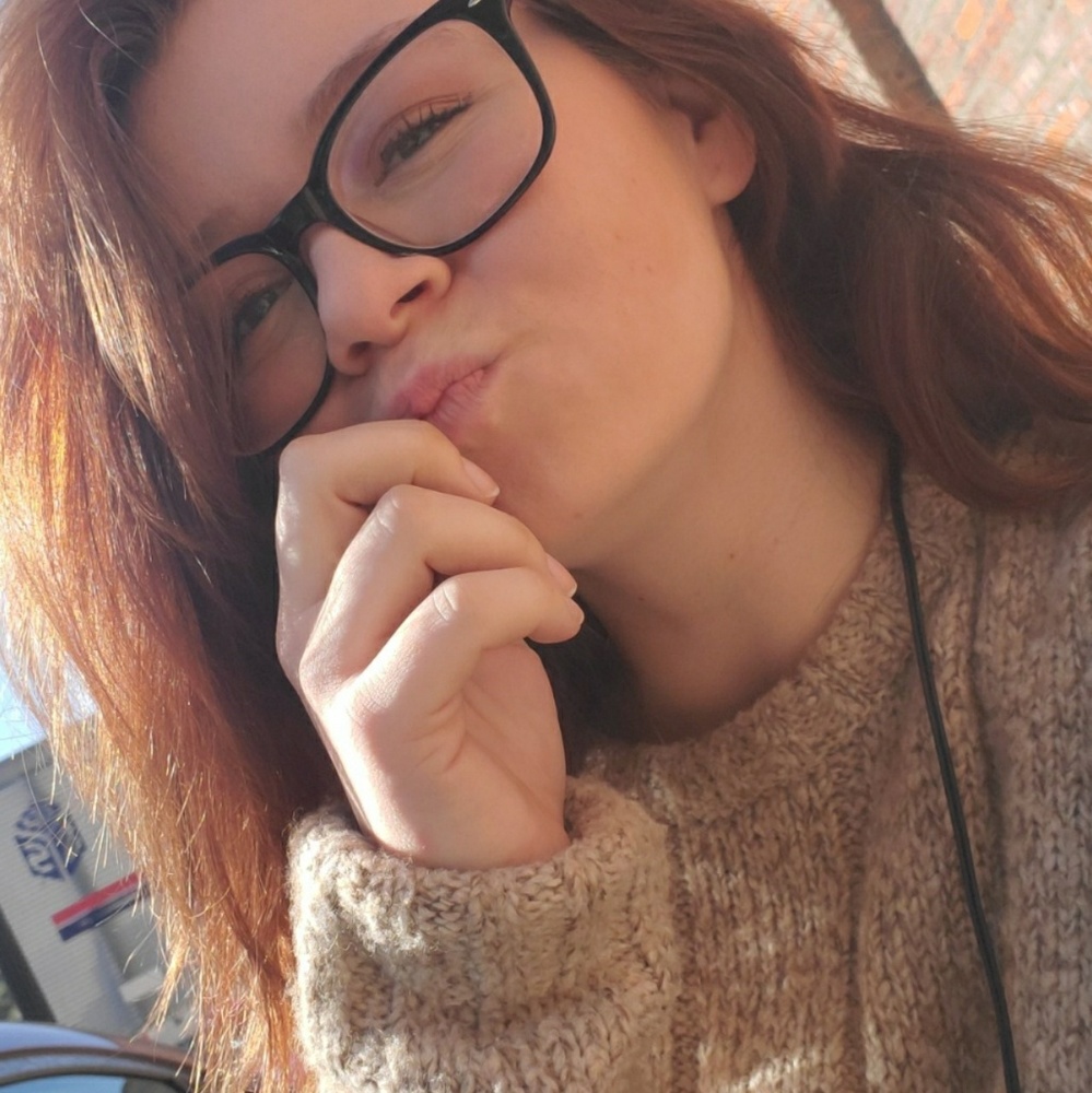Meet your Posher, Ashley